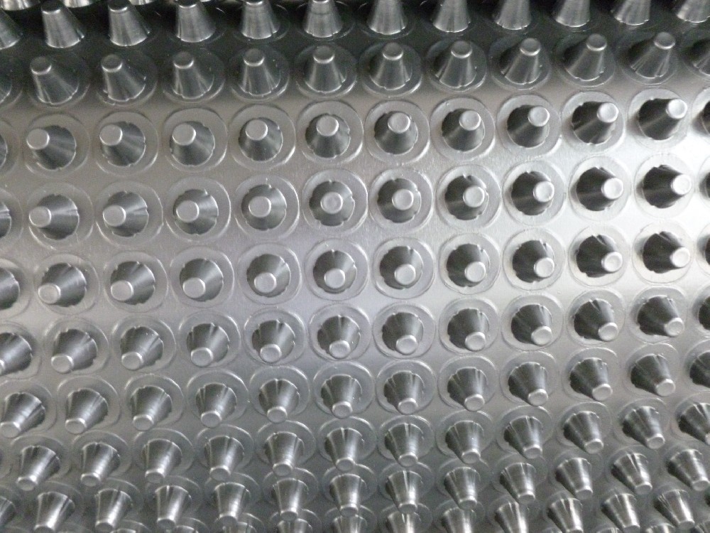 供应柳州各种用途蓄排水板排水板生产厂家